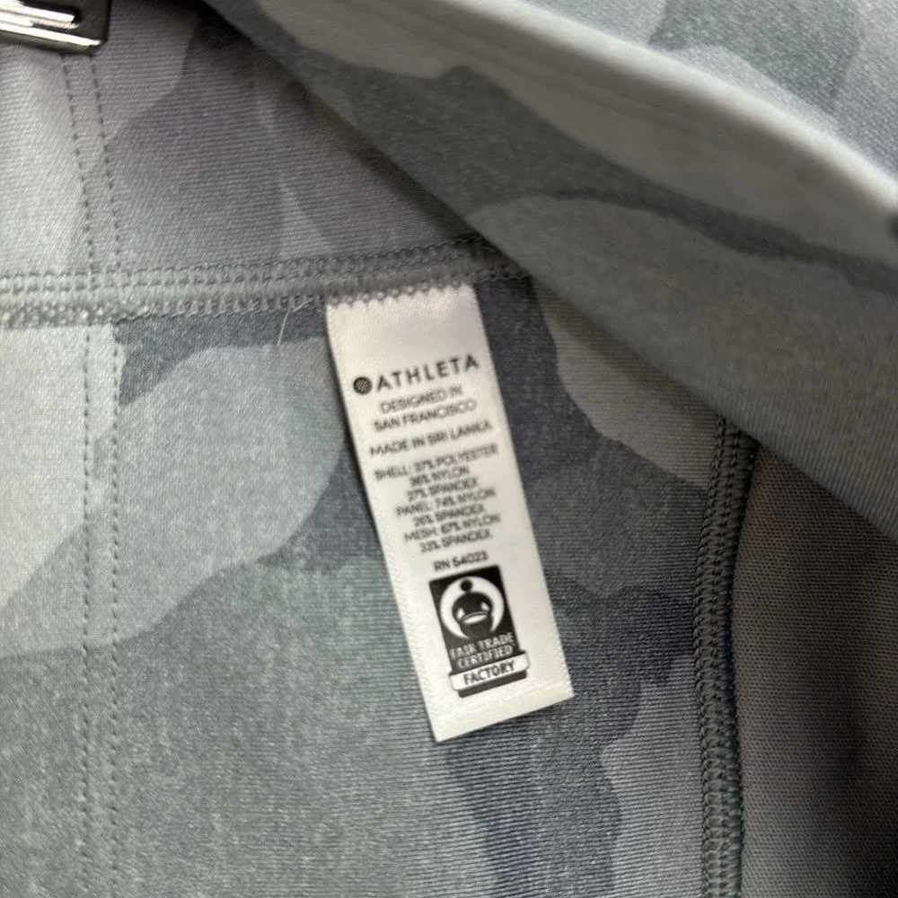 Athleta All In 7/8‎ Camo Tight Women Small Gray Yoga Leggings Pocket Wicking
